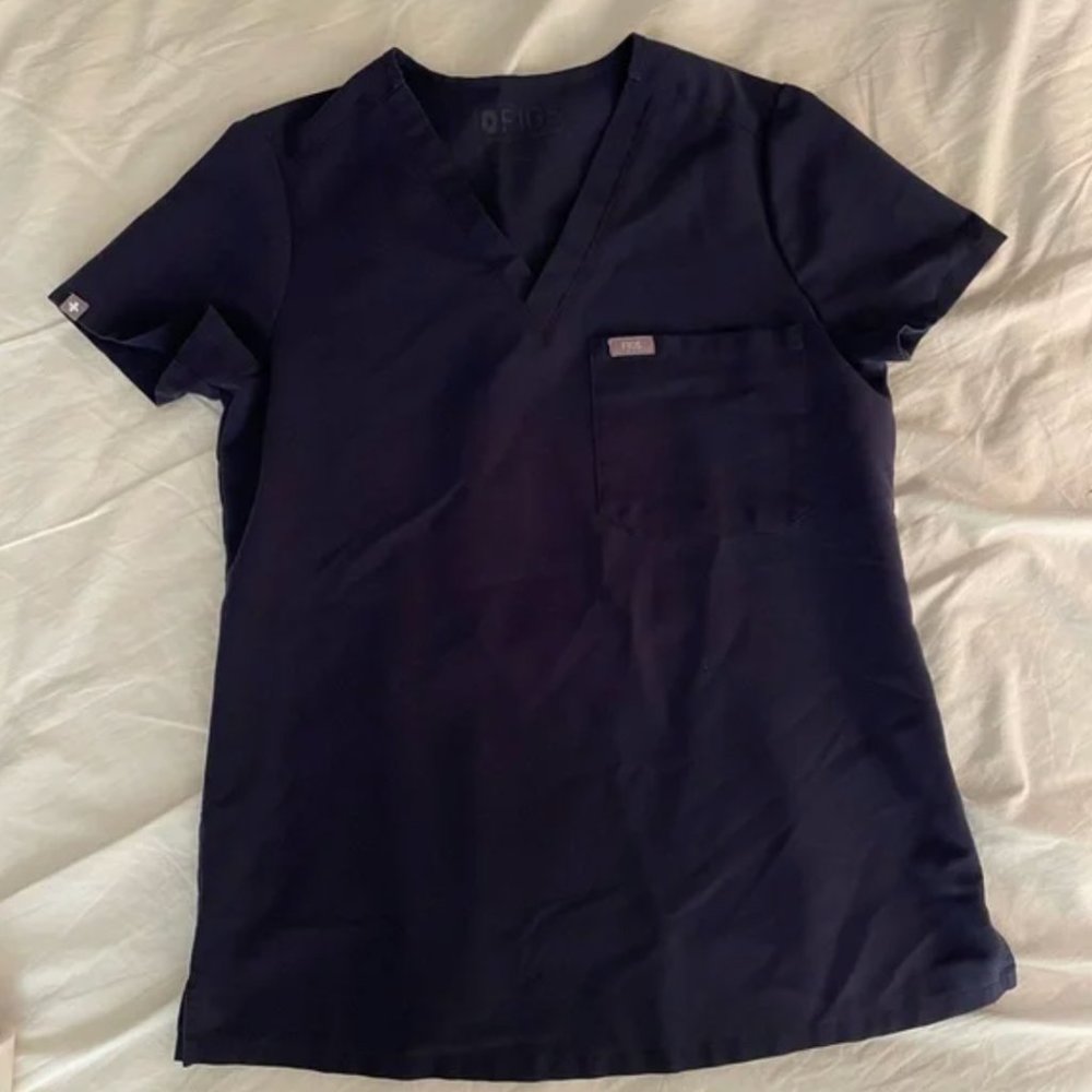 Figs Catarina Navy Scrub Top Size is XS